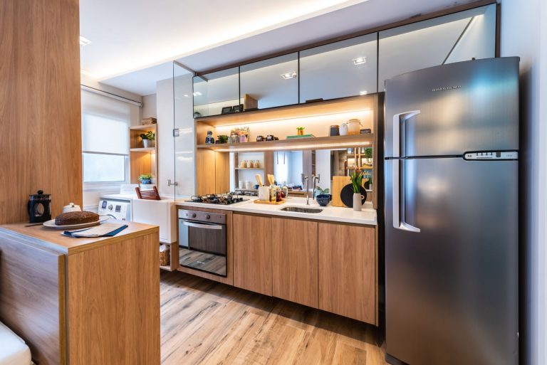Apartamento com Terraço Gourmet na Zona Oeste – 2 Dorms, a 200m da Futura Estação Metrô Santa Marina”