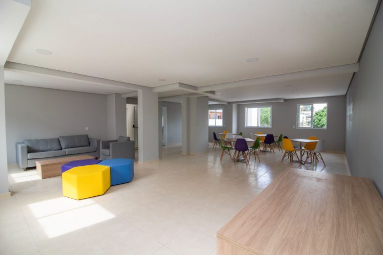 ”Pronto para Morar na Zona Norte – Com 2 Dorms, Varanda e Lazer Completo”