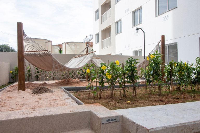 ”Pronto para Morar na Zona Norte – Com 2 Dorms, Varanda e Lazer Completo”