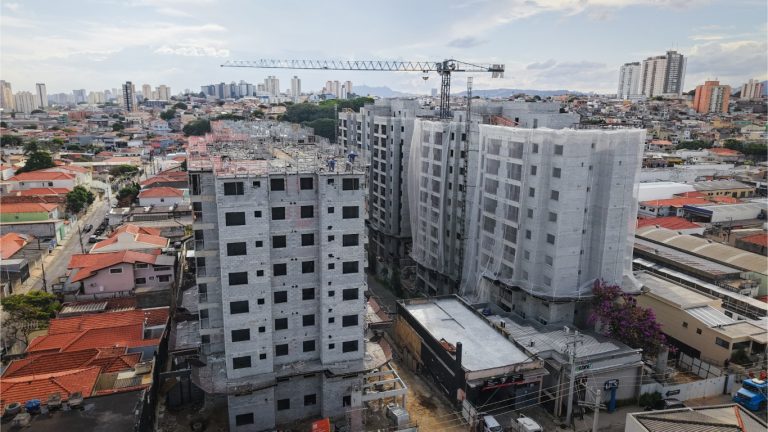 Seu Novo Lar na Zona Norte – 2 e 3 Dorms com Suíte, Varanda Integrada e Terraço Gourmet