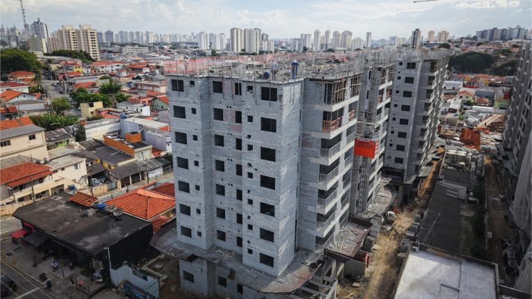 Seu Novo Lar na Zona Norte – 2 e 3 Dorms com Suíte, Varanda Integrada e Terraço Gourmet